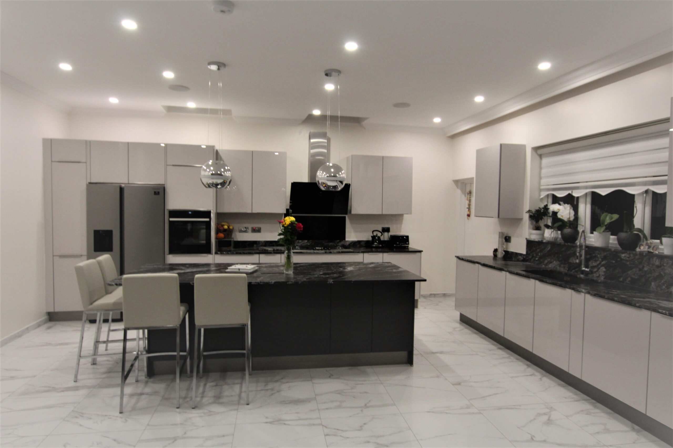 German-made modern kitchen In Winchmore hill from Hampdens KB