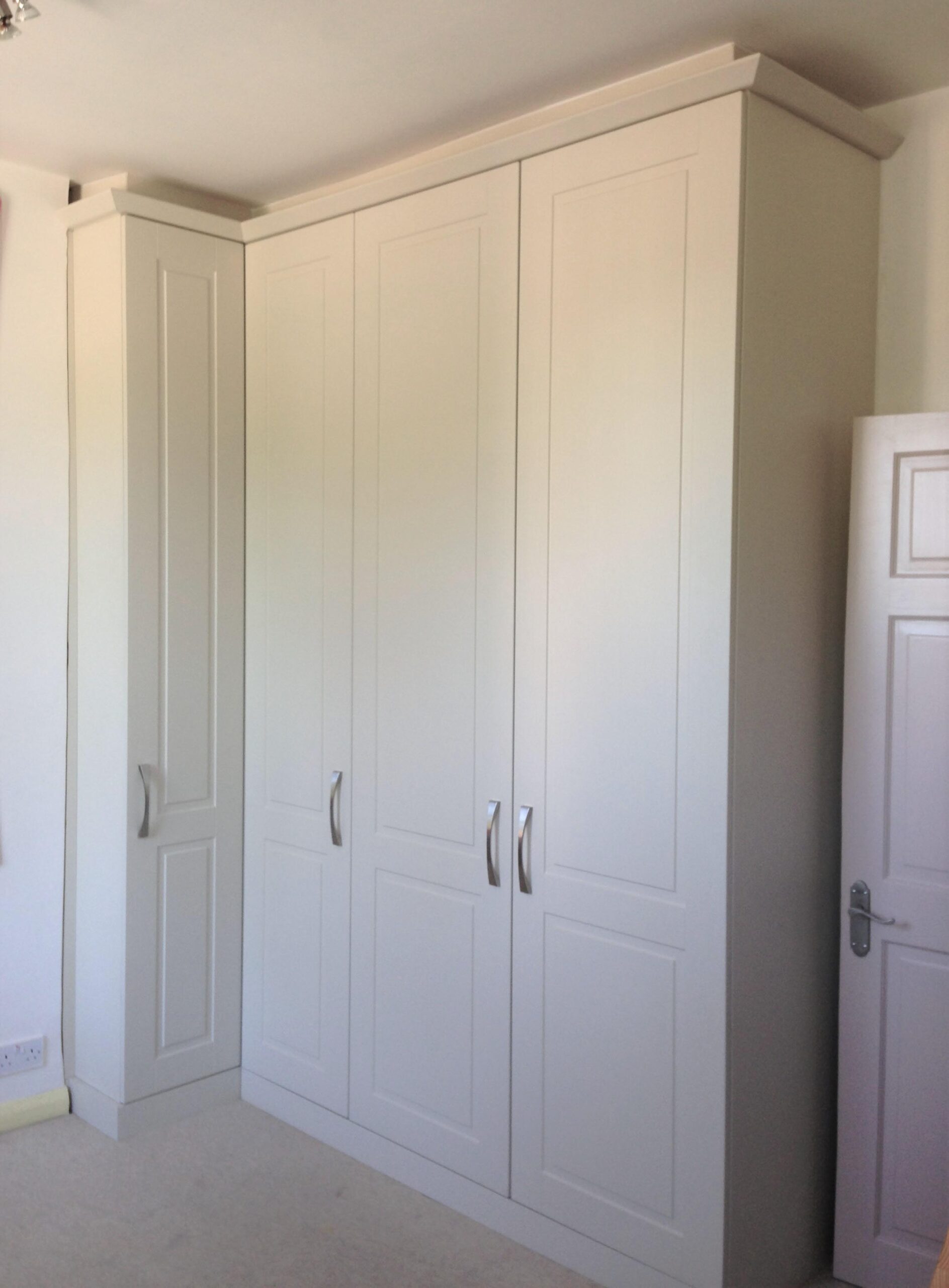 Fitted wardrobe from Hampdens German kitchens and bedrooms