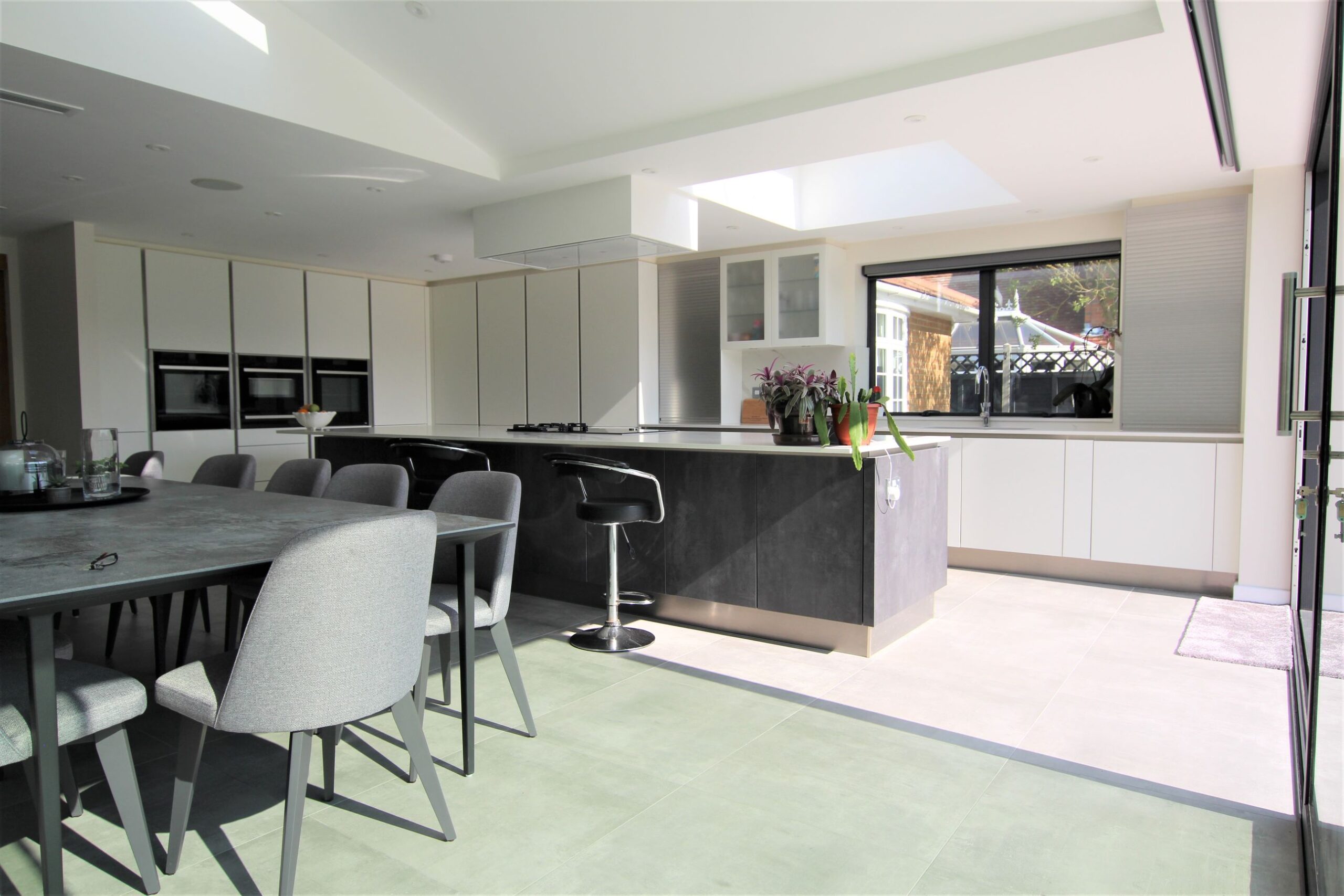 German kitchen designed, supplied and installed by Hampdens KB in Potters Bar
