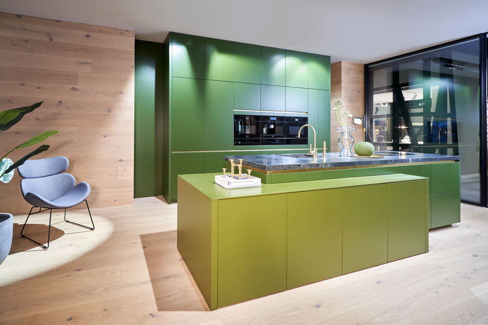 HACKER German Kitchen painted in NCS colour