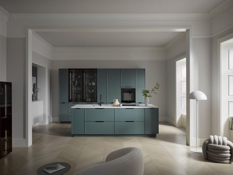 Hacker German Kitchen slim shaker in Londonn Hacker German Kitchen slim shaker in London